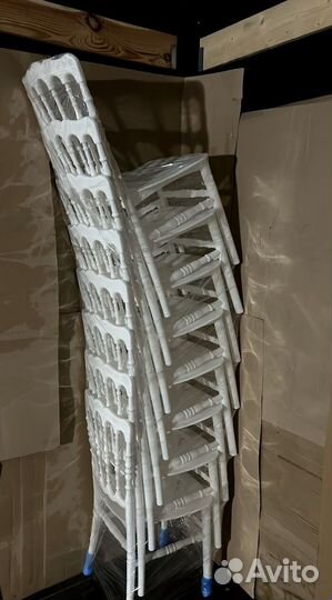 Банкетные стулья