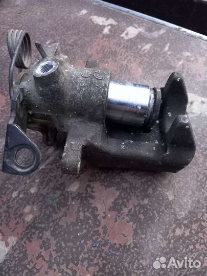 Суппорт задний audi a6 с5