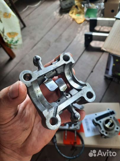 Запчасти для 4-тактного скутера