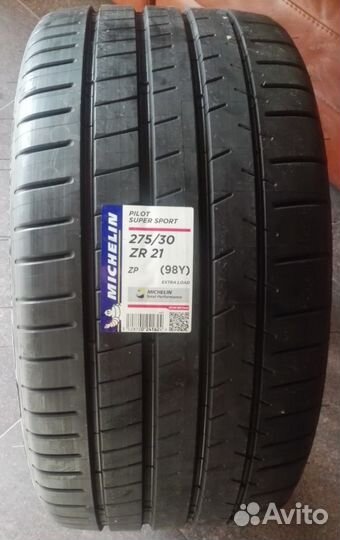 Michelin Pilot Super Sport ZP 275/30 R21 98Y