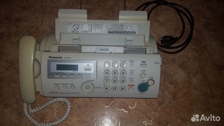 Факс Panasonic KX-FP218