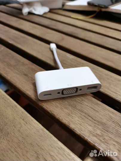 Адаптер Apple USB Type-C - USB Type-C/USB/VGA, бел