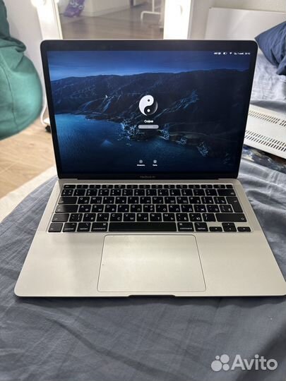 Apple MacBook air 13 2020 i3