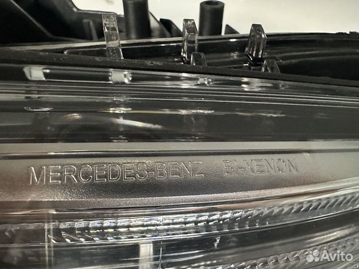 Фара Mercedes-B CLA W117 правая