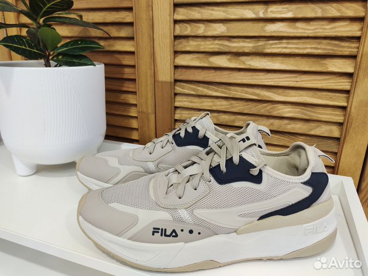 Кроссовки мужские Fila 45