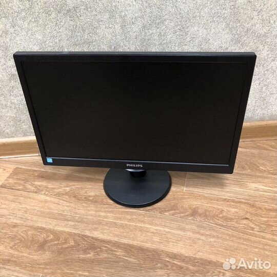 Монитор Philips 193V5L (51356)