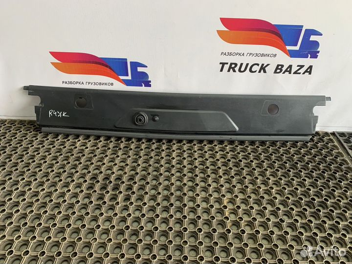 Жабо левое Renault T