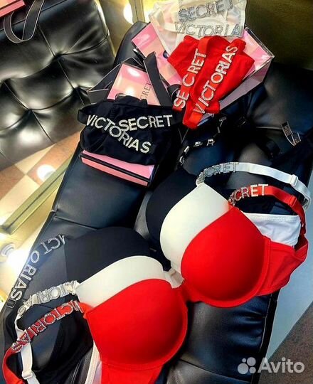 Комплект нижнего белья victoria secret