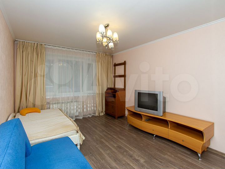 3-к. квартира, 110 м², 1/10 эт.