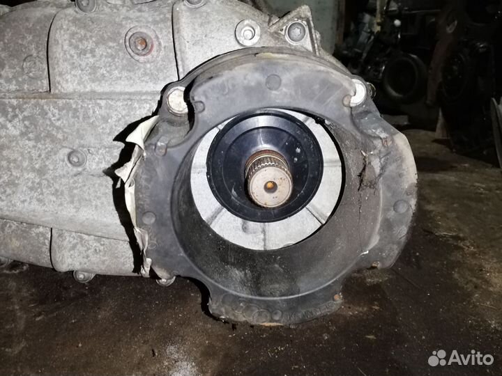 Раздаточная коробка Volkswagen Touareg 7P 4.2