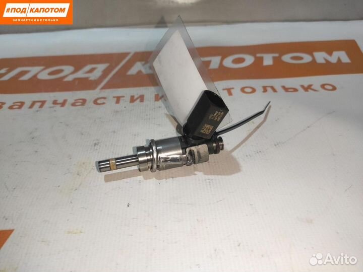 Форсунка топливная Audi A4 B8/8K 2009 06E906036F