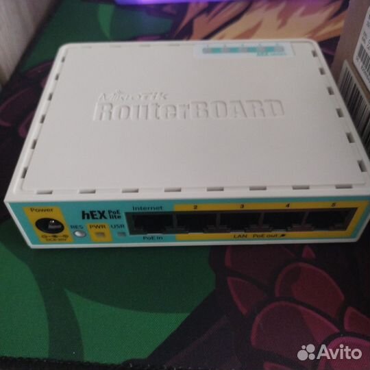 Маршрутизатор Mikrotik hEX PoE lite