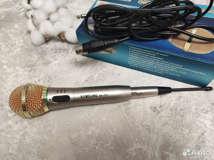 Микрофон для караоке новый