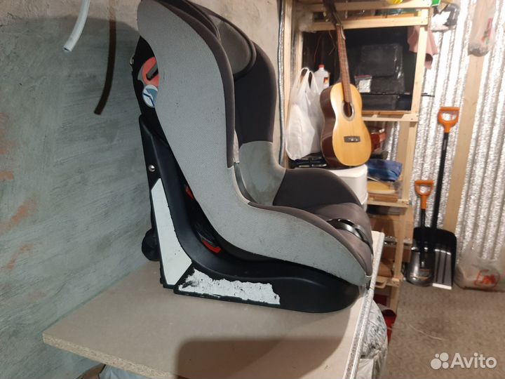 Детское автокресло Chicco isofix 9-18