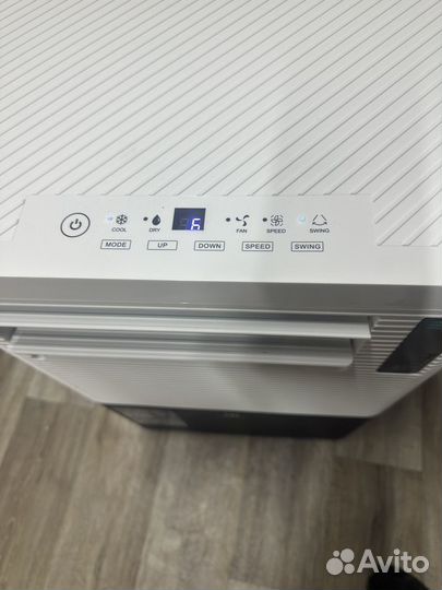 Кондиционер мобильный Electrolux eacm-12 MQ/N3