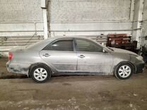 Toyota Camry 2.4 MT, 2003, 990 000 км, с пробегом, цена 350 000 руб.