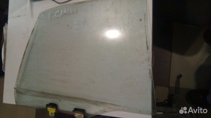 Стекло двери задней правой для Toyota Carina E 199