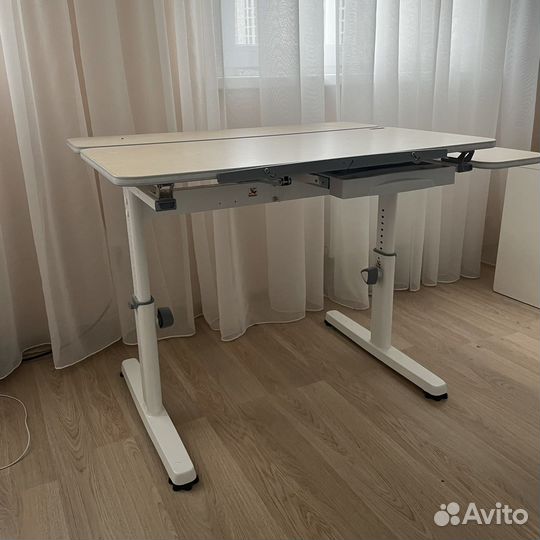 Стол растущий тсt Nаnotес (Кid Yоuth)