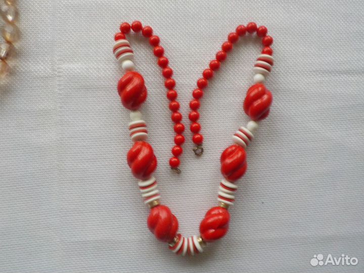 Бижутерия времен СССР бусы клипсы