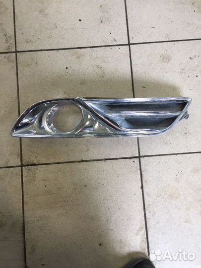 Рамка туманки птф передняя левая Nissan Sentra