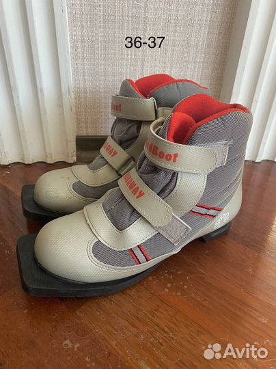 Лыжные ботинки 30-33 и 36-37
