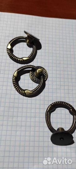 Мебельные ручки кнопки