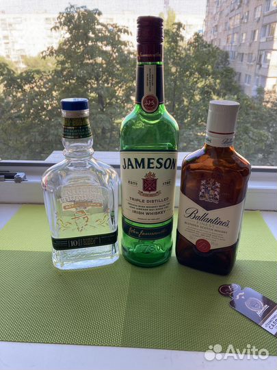 Фирменные бутылки