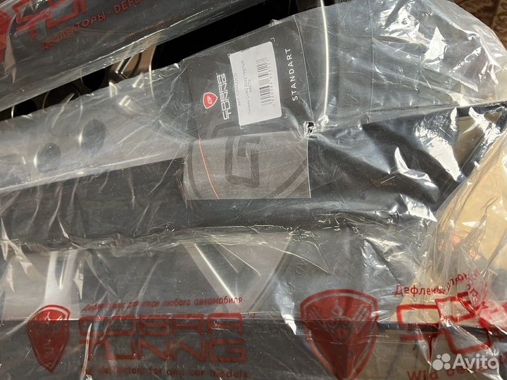 Ветровики Genesis gv 80