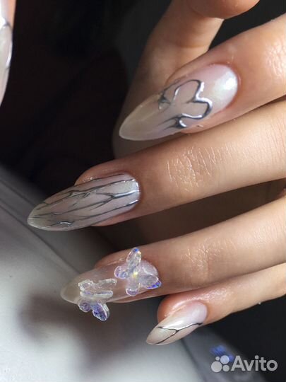 Маникюр и наращивание ногтей