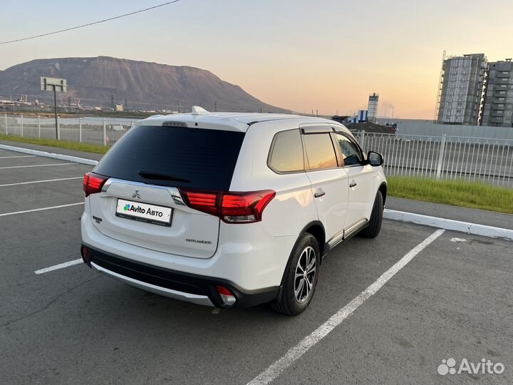 Mitsubishi Outlander 2.0 CVT, 2018, 91 500 км