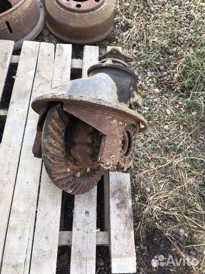 Задний мост газон