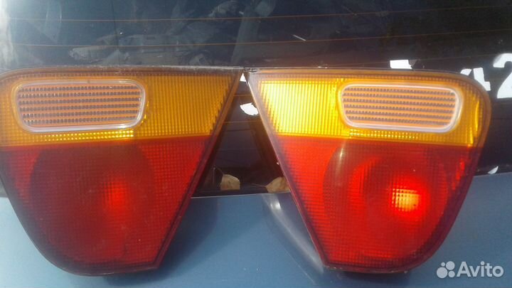 Mitsubishi carisma седан Фонари задние