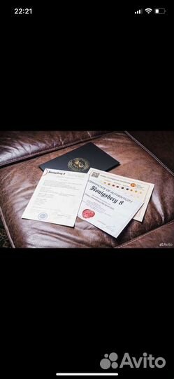 Шахматы ручной работы из янтаря