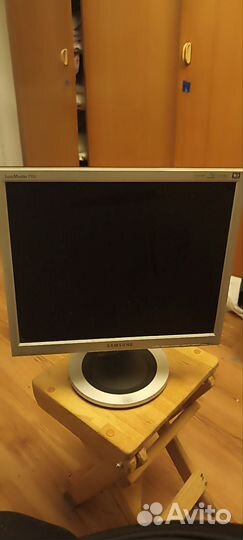 Монитор Samsung