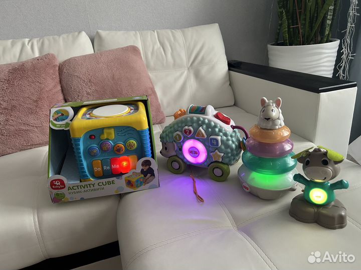 Развивающие игрушки фишер прайс пакетом