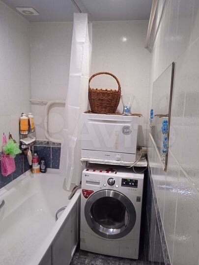 2-к. квартира, 60,3 м², 1/4 эт.