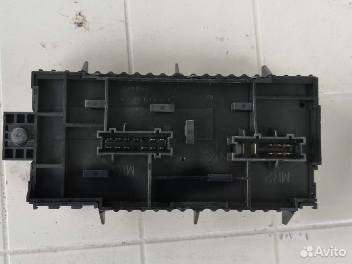 Блок реле Mercedes Benz GLA X156 2017 250 4 matic