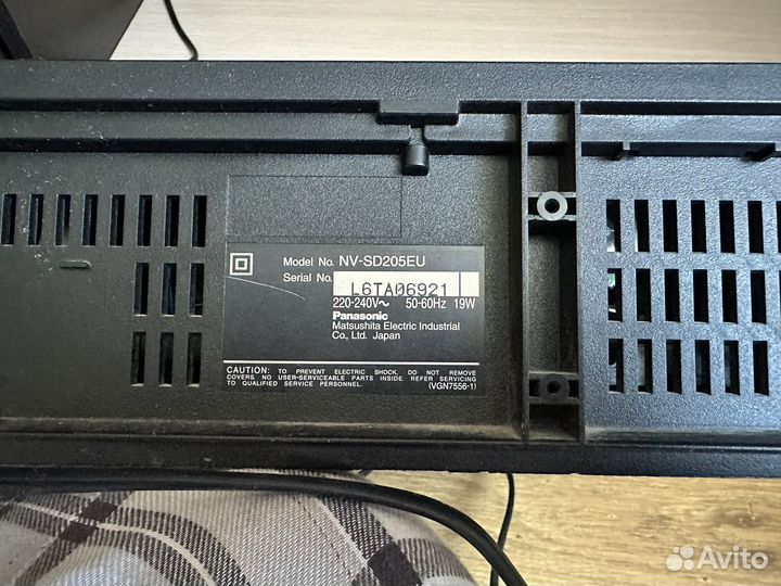 Видеомагнитофон кассетный panasonic nv-sd205