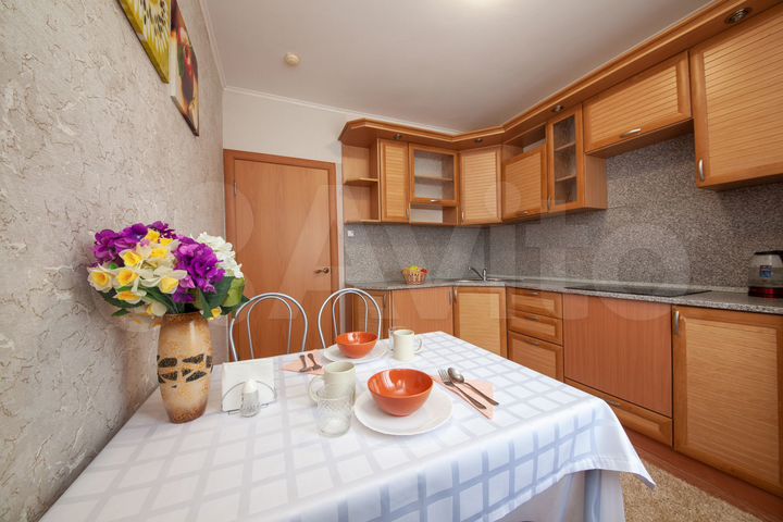 2-к. квартира, 54 м², 6/10 эт.