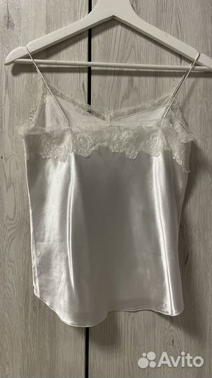 Топ атласный белый
