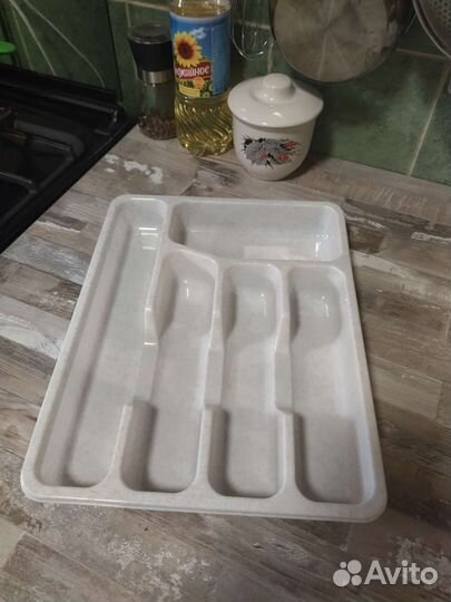 Лоток для столовых приборов