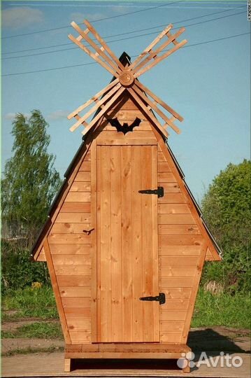 Уличный туалет деревянный Ш323