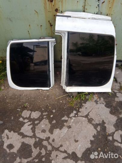 Форточки глухие Mitsubishi Pajero Pinin