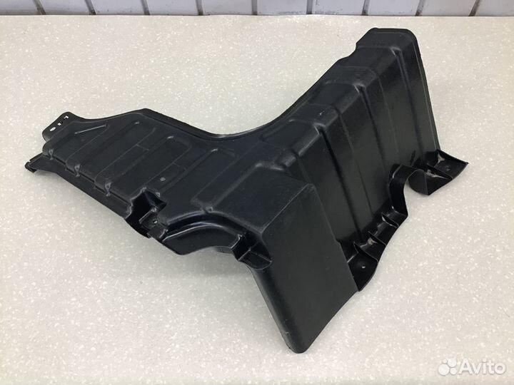Пыльник двигателя боковой правый Kia Ceed 2012-201