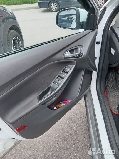 Ford Focus 1.0 МТ, 2015, 272 450 км