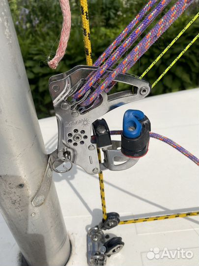 Швертбот луч, лазер