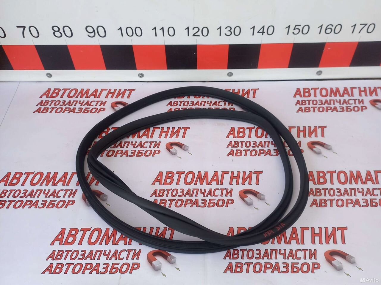 Уплотнитель двери задней левой Хендай Туксон 4 NX