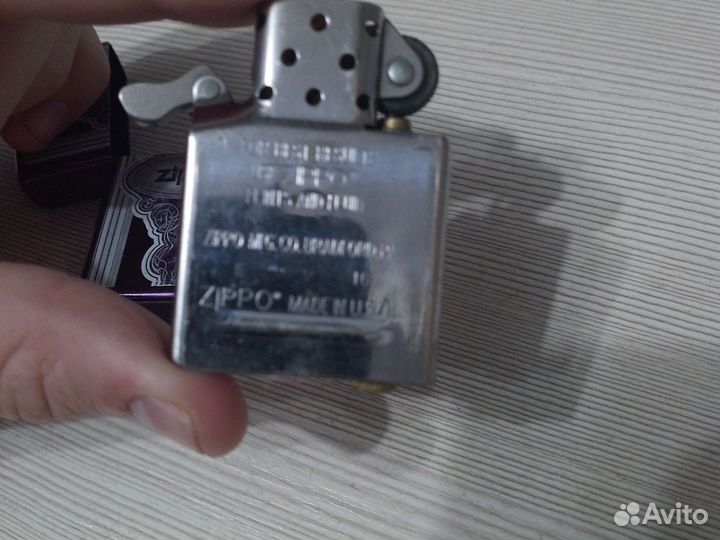 Зажигалка бензиновая zippo