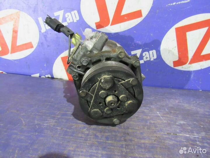Компрессор кондиционера Mitsubishi Colt Z21A (2002