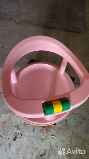 Стульчик для купания в ванной